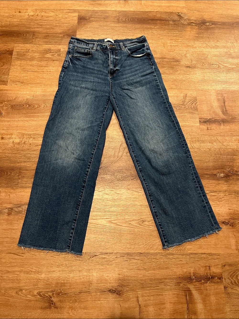 Wide-Leg ankle High-Rise Jeans in Mid/Dark Blue